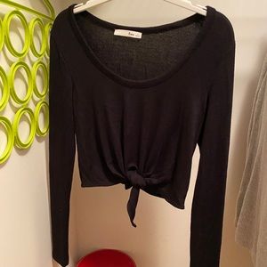 Wilfred Free black knit top
